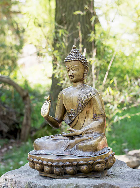 istock Small statue of Buddha 492818365