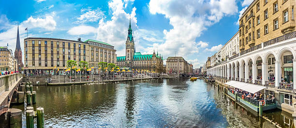 Hamburg city center with town hall and Alster river, Germany Beautiful view of Hamburg city center with town hall and Alster river, Germany aussenalster lake stock pictures, royalty-free photos & images