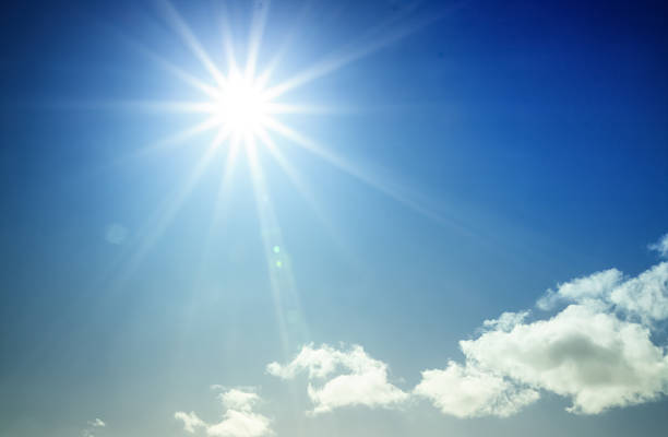 햇빛에 빛나는 하늘, 푸른 스타버스트 효과 - stratosphere sun cloud power 뉴스 사진 이미지