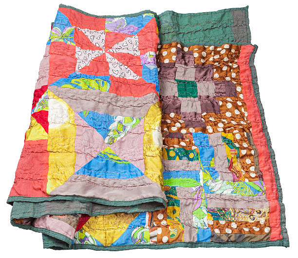 lenço feitos à mão no estilo de retalhos - quilt patchwork sewing textile - fotografias e filmes do acervo