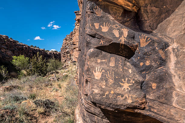 Little Colorado Petroglyphs 1 Petroglyphs in the Little Colorado River area of Eastern Arizona. anasazi stock pictures, royalty-free photos & images