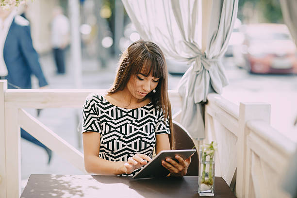 istock girl with phone 492880372