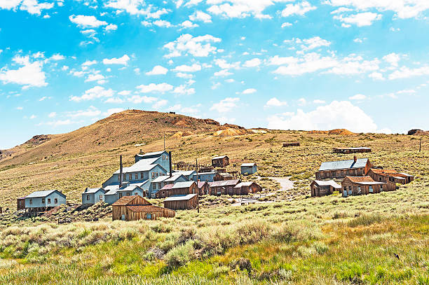 istock Bodie Ghost Town and Gold Mine buildings on Hillside 492885048