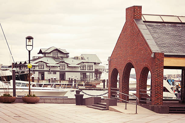 istock Downtown of Boston in cloudy day 492889572