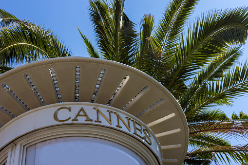 Cannes en costa azul photo