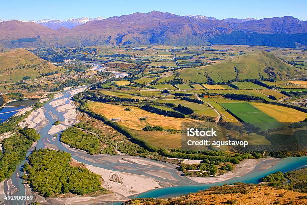 Encima De Otago Paisaje Del Valle Cerca De Queenstown Nueva Zelanda Foto de stock y más banco de imágenes de Nueva Zelanda