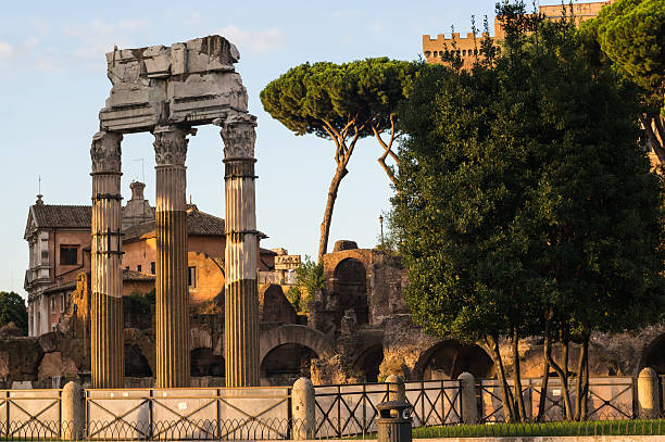 rome-imperial foros - imperial italy rome roman forum fotografías e imágenes de stock