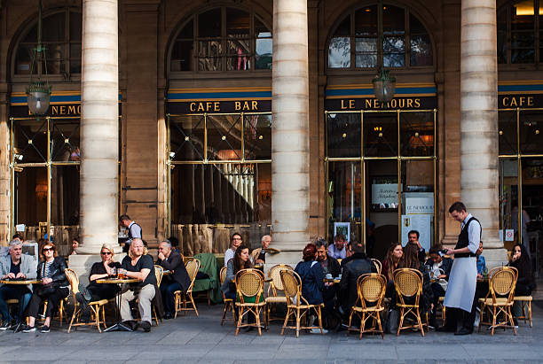 street cafe w paryżu - france restaurant cafe french culture zdjęcia i obrazy z banku zdjęć