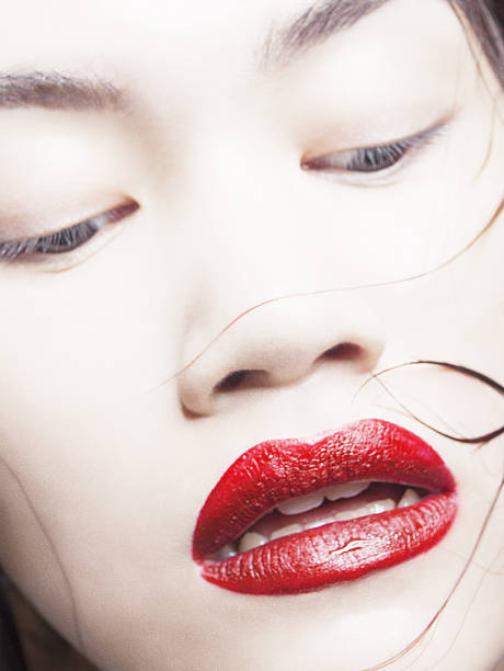 istock Beauty woman face 492961986