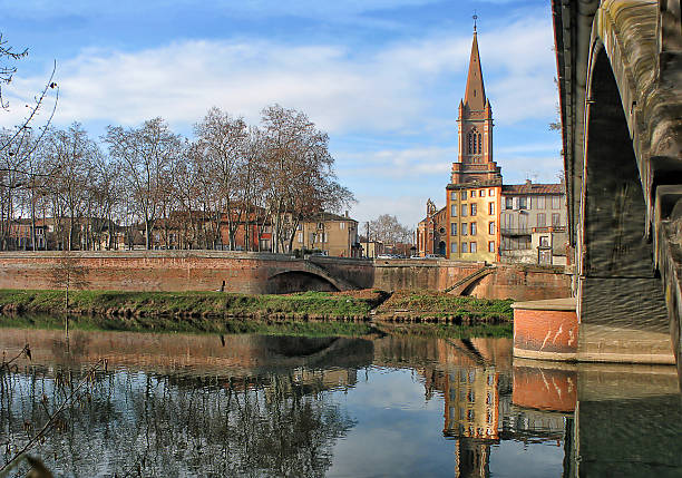 istock Montauban, United Kingdom 492985186
