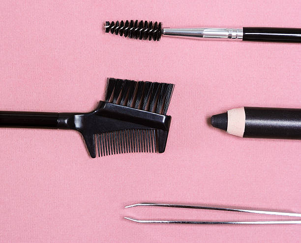 istock Accessories for care of the eyebrows 493018398