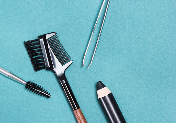 istock Accessories for care of the eyebrows 493018450
