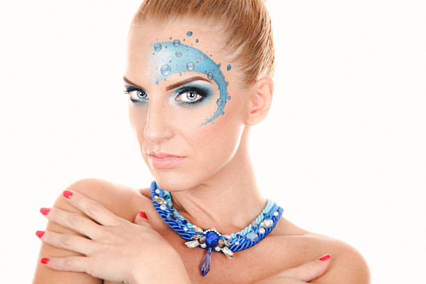 istock Beautiful young woman 493026284