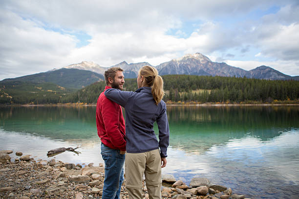 istock Young hikers enjoying nature 493063324