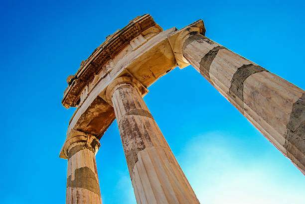 tempio greco - zeus olympia statue god foto e immagini stock