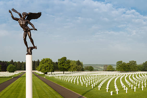 American military cemetery with angel statue The largest American cemetery in World War II in Europe. Situated at Henri-Chapelle, Belgium. 1945 stock pictures, royalty-free photos & images