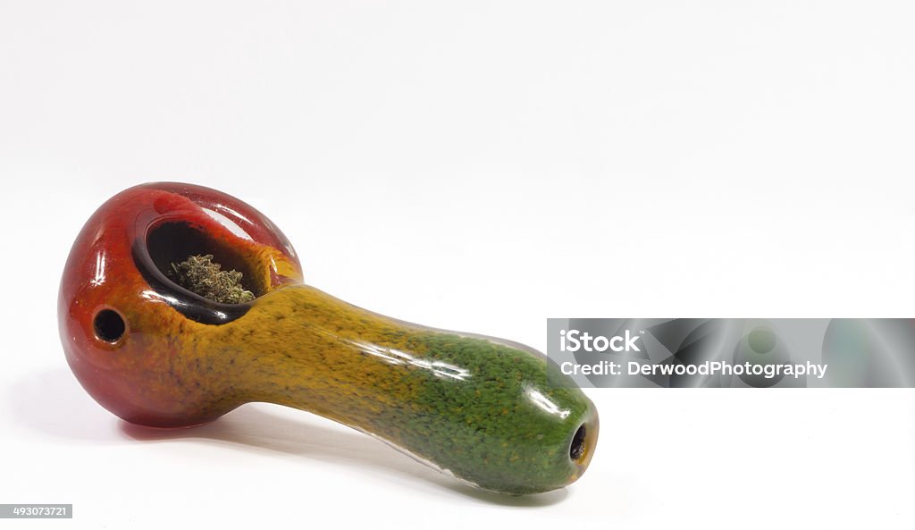 Glass Marijuana Pipe With Bud Stock Photo - Download Image Now - Pipe -  Smoking Pipe, Cannabis Plant, Marijuana - Herbal Cannabis - iStock