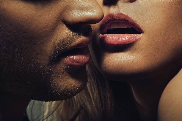 красивый портрет губ молодого человека - sexy couple стоковые фото и изображения