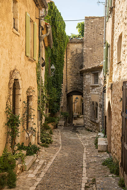 istock St Paul of Vence 493112570