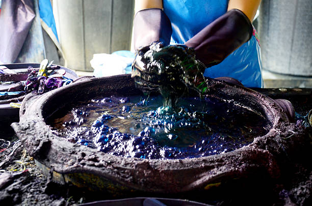 istock People working Batik dye Mauhom color 493156936