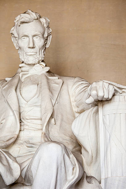 istock Abraham Lincoln monument in Washington, DC 493170901