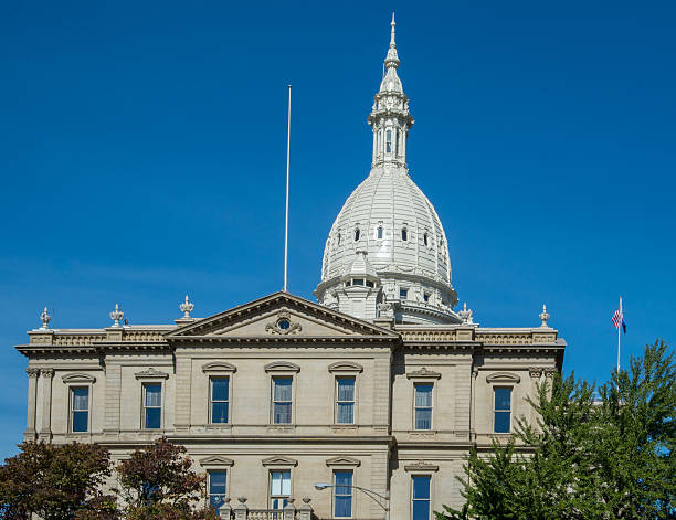 istock Michigan state capitol building 493186498