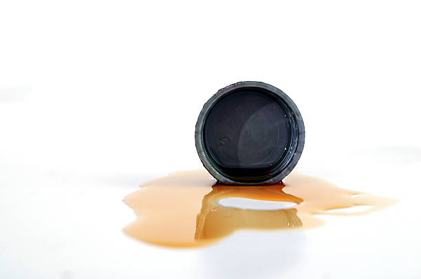 istock motor oil on a white background 493189134