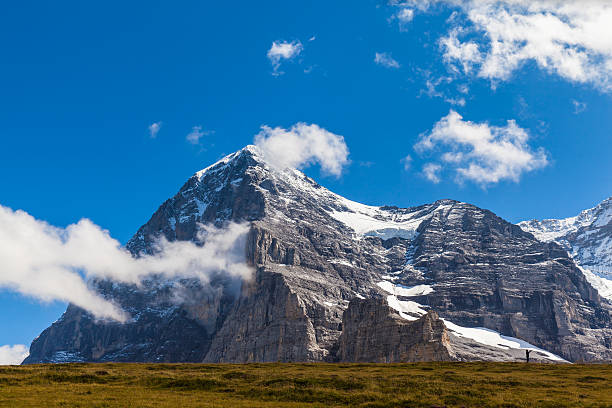 parete nord dell'eiger e eiger ghiacciaio - jungfraujoch jungfrau bernese oberland monch foto e immagini stock