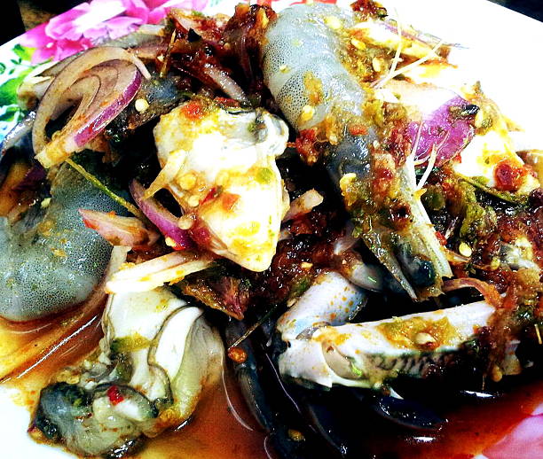 istock Seafood Spicy Salad 493224573
