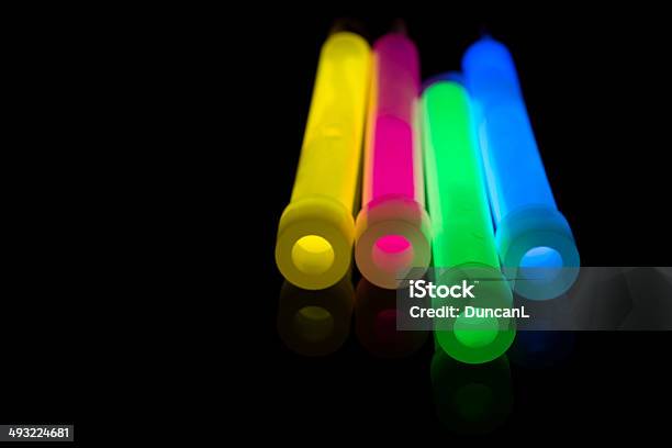 Barras De Glow Foto de stock y más banco de imágenes de Barra luminosa - Barra luminosa, Amarillo - Color, Azul