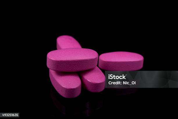 ピンクの薬 - カプセル剤のストックフォトや画像を多数ご用意 - カプセル剤, クローズアップ, コンセプト