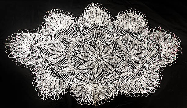 dziewczęce koronki serwetka - doily lace knitting textile zdjęcia i obrazy z banku zdjęć