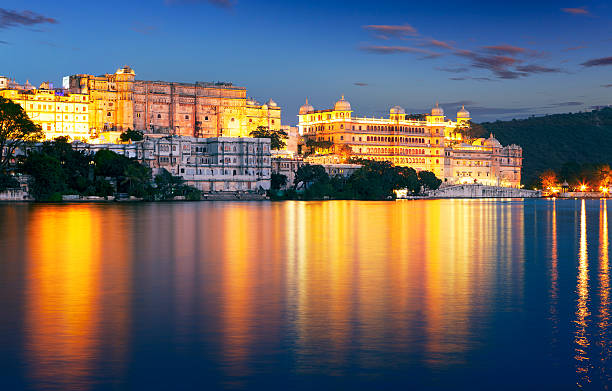 istock City Palace at night, Udajpur, Rajasthan, India. 493281222