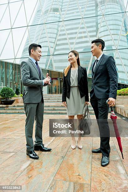 Empresarios En Hong Kong China Foto de stock y más banco de imágenes de 2000-2009 - 2000-2009, Adulto, Aire libre