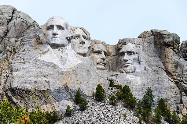 istock Mount Rushmore National Memorial 493334414