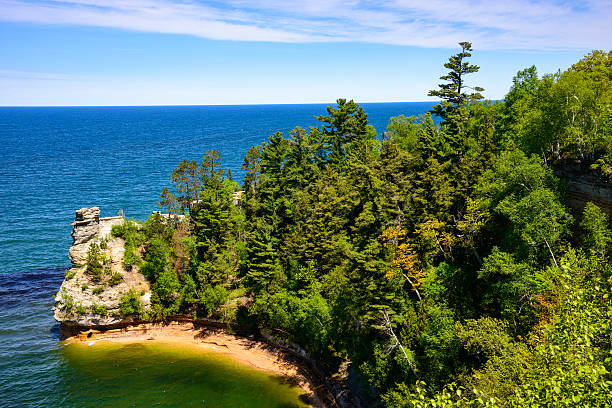 istock Pictured Rocks National Lakeshore 493334438