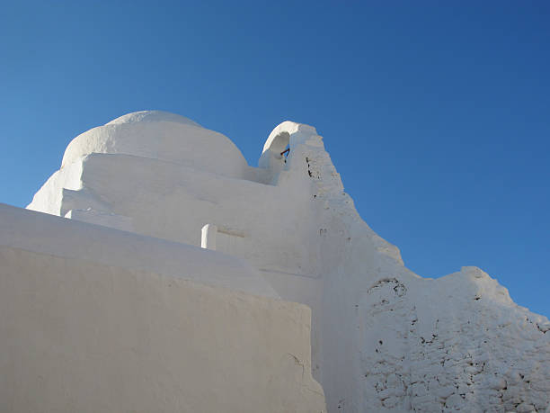 istock Panagia Paraportiani Traditional Whitewashed Church in Mykonos 493447864