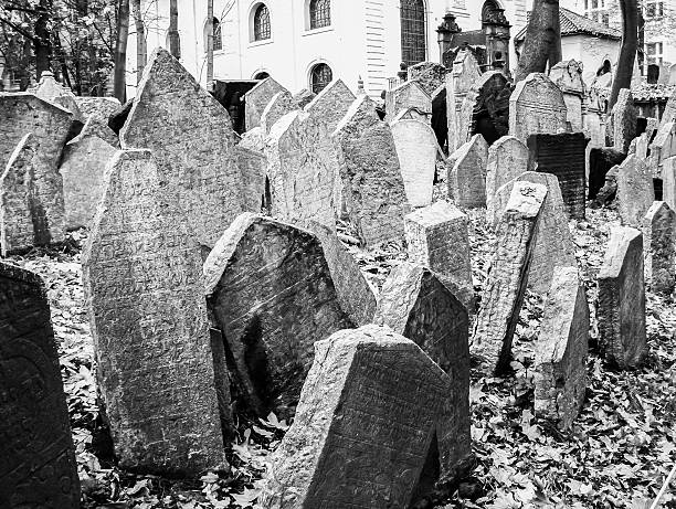 istock Black and white, old jewish cemetary in prague 493472956