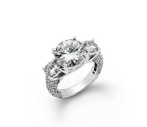 white gold diamond engagement rings - diamantring stockfoto's en -beelden