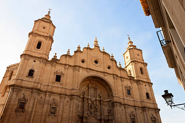 chiesa di santa maría la mayor di alcañiz - ghotic foto e immagini stock