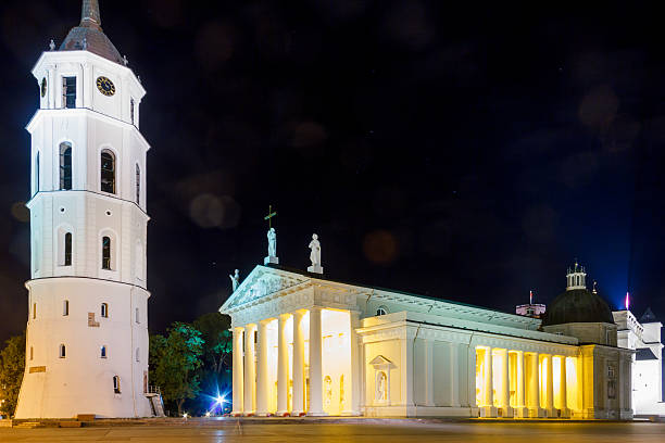 istock Night cahtedral at Vilnius, Lithuania 493527508