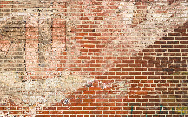 istock Painted Brick in an Alley 493532028
