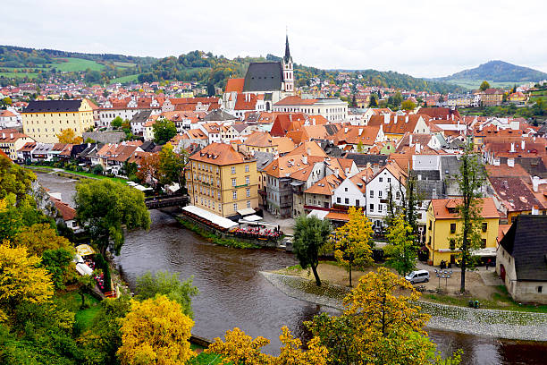 istock Cesky Krumlov oldtown city and river 493537008