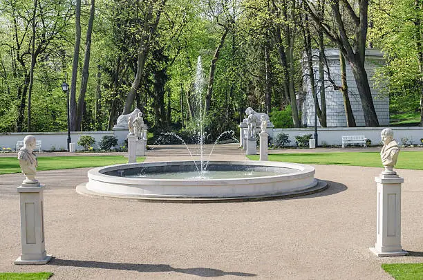 Photo of fountain in Łazienki Park