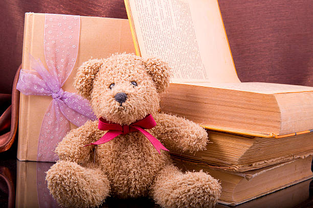 istock old bear and vintage old books 493538713