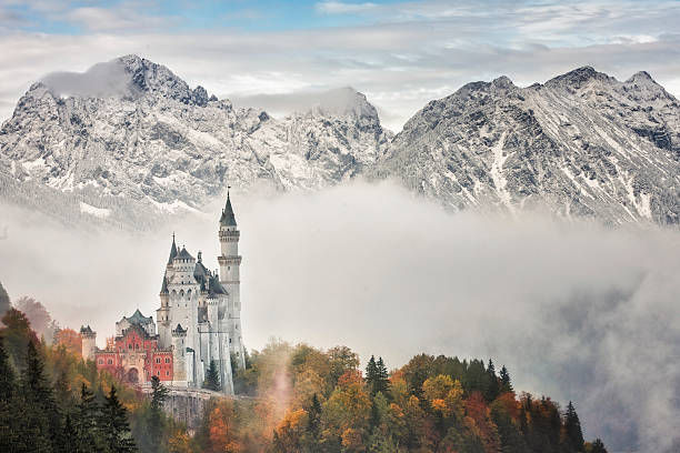 castelo de neuschwanstein - neuschwanstein allgau europe germany - fotografias e filmes do acervo