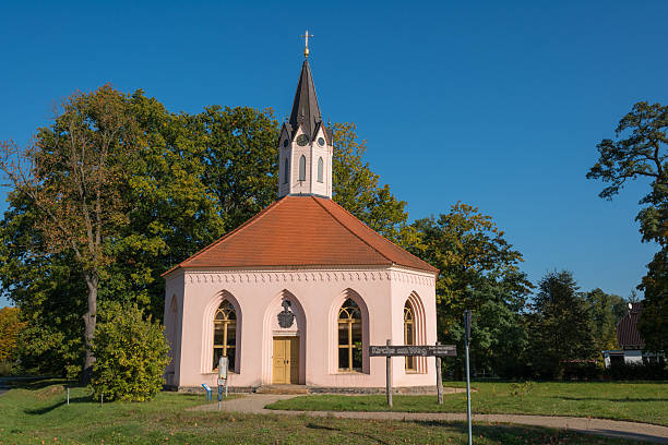 istock Kirche am Weg - church at the way - Dannenwalde 493553226