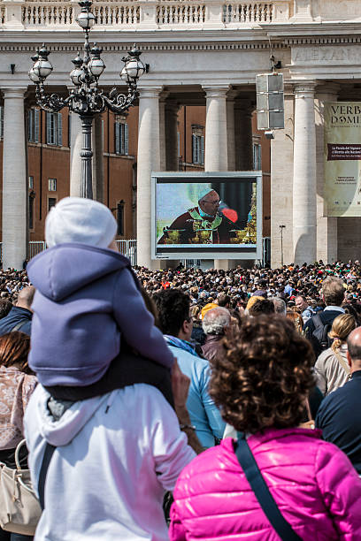 eucharistic benedizione di papa francesco - lake angelus foto e immagini stock