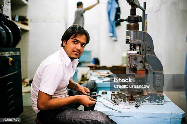 Metalltraining Stockfoto und mehr Bilder von Indien - Indien, Indische Kultur, Indischer Abstammung