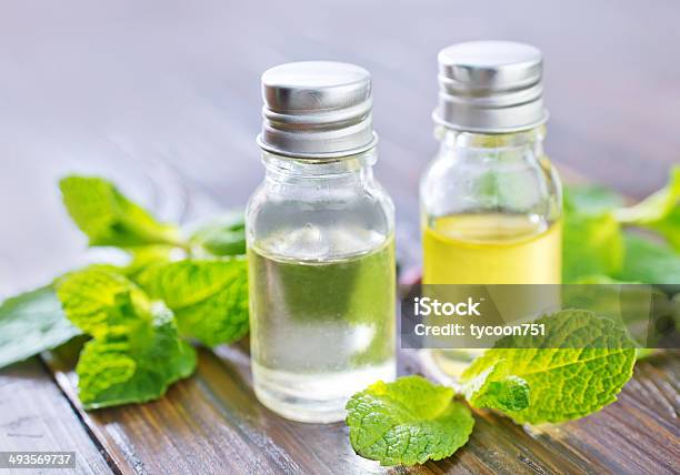 Mint Oil Stock Photo - Download Image Now - Alternative Medicine, Aromatherapy, Aromatherapy Oil